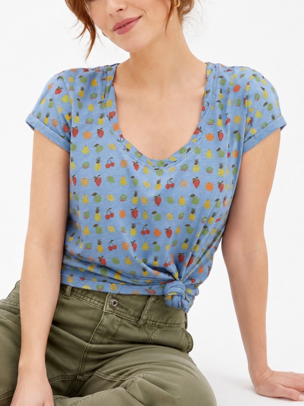 Pilcro Anthropologie Blue Fruit Print Scoop Neck Tee Large Whimsical Summer
